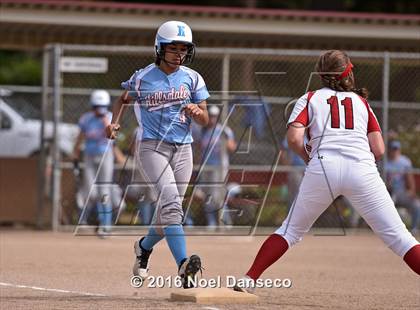 Thumbnail 3 in Burlingame vs. Hillsdale photogallery.