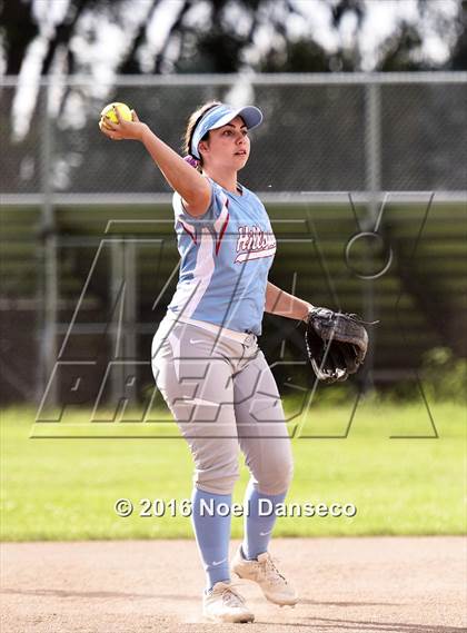 Thumbnail 3 in Burlingame vs. Hillsdale photogallery.