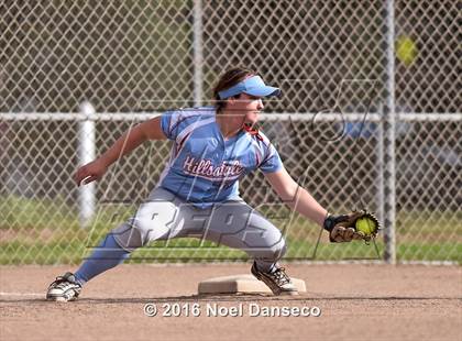 Thumbnail 2 in Burlingame vs. Hillsdale photogallery.