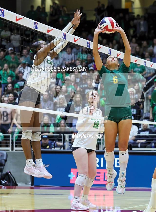 Clifton vs. Boyd (UIL 3A D2 Volleyball Final)