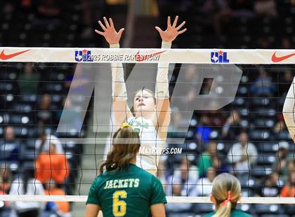 Thumbnail 2 in Clifton vs. Boyd (UIL 3A D2 Volleyball Final) photogallery.