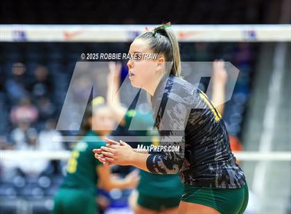 Thumbnail 1 in Clifton vs. Boyd (UIL 3A D2 Volleyball Final) photogallery.