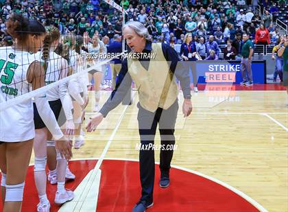 Thumbnail 3 in Clifton vs. Boyd (UIL 3A D2 Volleyball Final) photogallery.