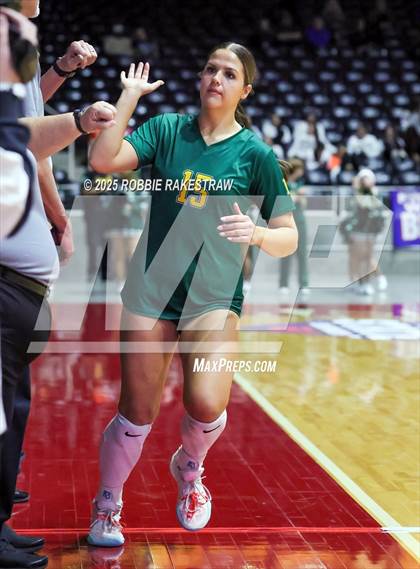 Thumbnail 3 in Clifton vs. Boyd (UIL 3A D2 Volleyball Final) photogallery.