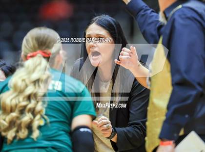 Thumbnail 2 in Clifton vs. Boyd (UIL 3A D2 Volleyball Final) photogallery.