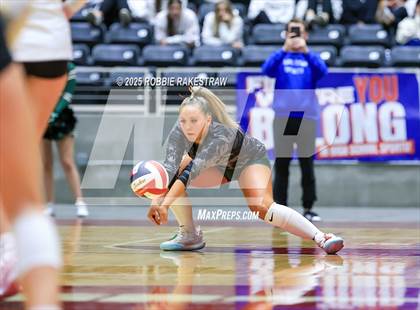 Thumbnail 2 in Clifton vs. Boyd (UIL 3A D2 Volleyball Final) photogallery.