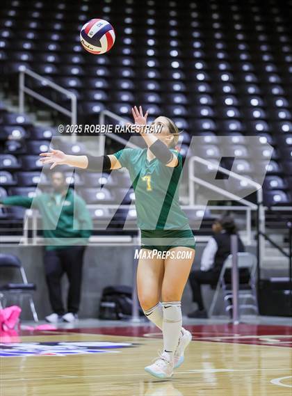 Thumbnail 2 in Clifton vs. Boyd (UIL 3A D2 Volleyball Final) photogallery.