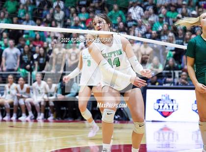 Thumbnail 3 in Clifton vs. Boyd (UIL 3A D2 Volleyball Final) photogallery.