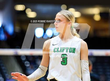 Thumbnail 3 in Clifton vs. Boyd (UIL 3A D2 Volleyball Final) photogallery.