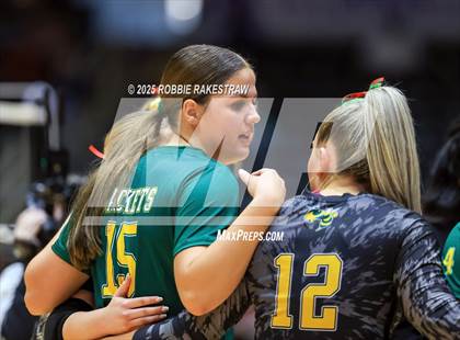 Thumbnail 1 in Clifton vs. Boyd (UIL 3A D2 Volleyball Final) photogallery.