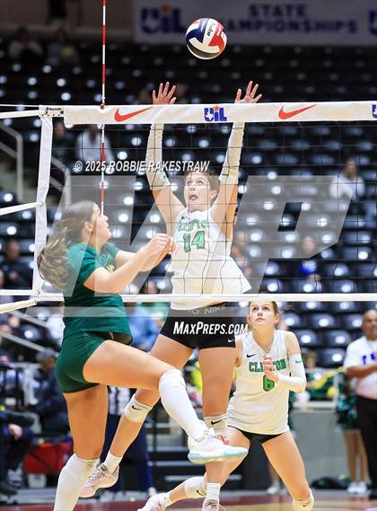 Thumbnail 2 in Clifton vs. Boyd (UIL 3A D2 Volleyball Final) photogallery.