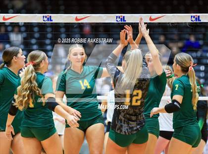 Thumbnail 1 in Clifton vs. Boyd (UIL 3A D2 Volleyball Final) photogallery.