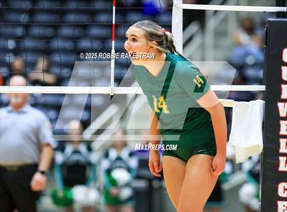 Thumbnail 3 in Clifton vs. Boyd (UIL 3A D2 Volleyball Final) photogallery.