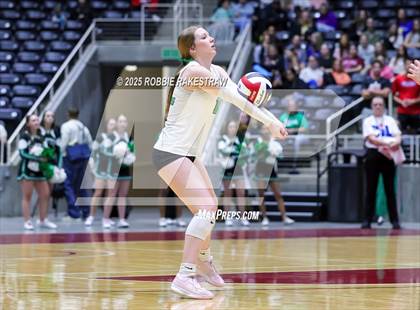 Thumbnail 3 in Clifton vs. Boyd (UIL 3A D2 Volleyball Final) photogallery.