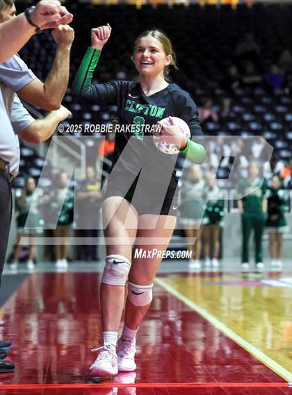 Thumbnail 3 in Clifton vs. Boyd (UIL 3A D2 Volleyball Final) photogallery.