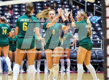 Thumbnail 1 in Clifton vs. Boyd (UIL 3A D2 Volleyball Final) photogallery.