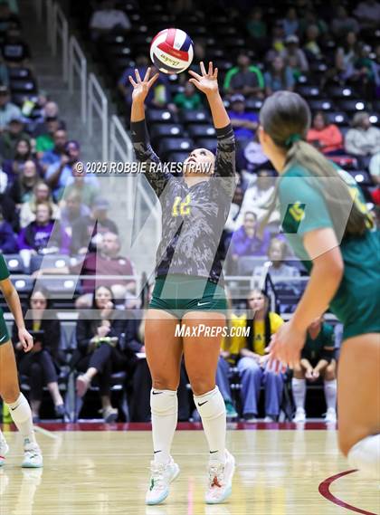 Thumbnail 2 in Clifton vs. Boyd (UIL 3A D2 Volleyball Final) photogallery.