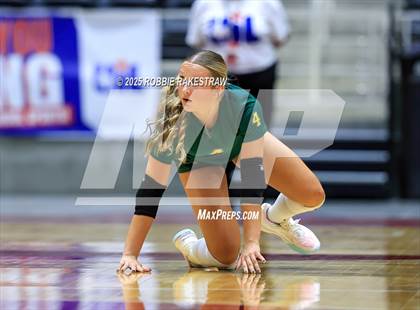 Thumbnail 2 in Clifton vs. Boyd (UIL 3A D2 Volleyball Final) photogallery.