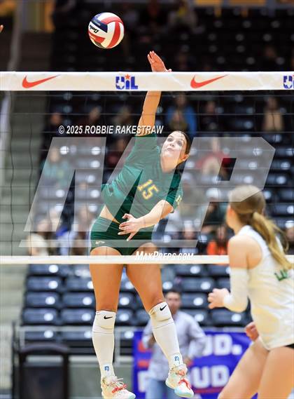 Thumbnail 3 in Clifton vs. Boyd (UIL 3A D2 Volleyball Final) photogallery.