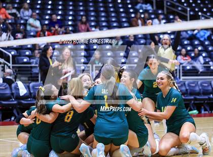 Thumbnail 3 in Clifton vs. Boyd (UIL 3A D2 Volleyball Final) photogallery.