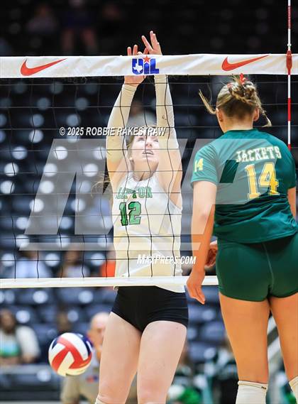 Thumbnail 1 in Clifton vs. Boyd (UIL 3A D2 Volleyball Final) photogallery.