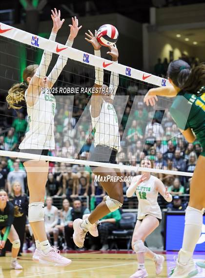 Thumbnail 2 in Clifton vs. Boyd (UIL 3A D2 Volleyball Final) photogallery.