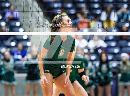 Thumbnail 2 in Clifton vs. Boyd (UIL 3A D2 Volleyball Final) photogallery.