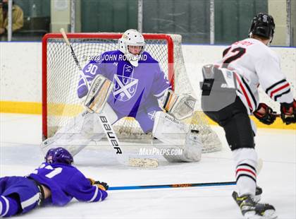 Thumbnail 1 in Ravenwood vs Father Ryan photogallery.