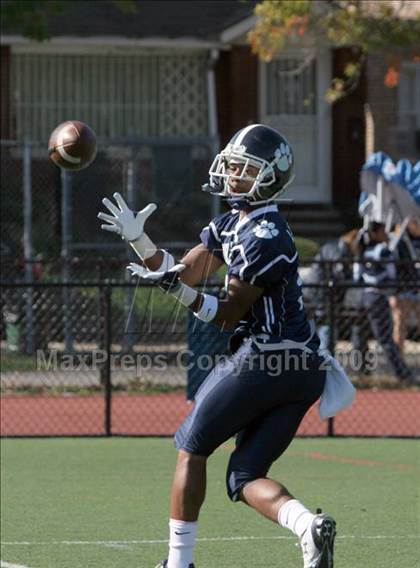 Thumbnail 3 in Bayside @ Fort Hamilton photogallery.