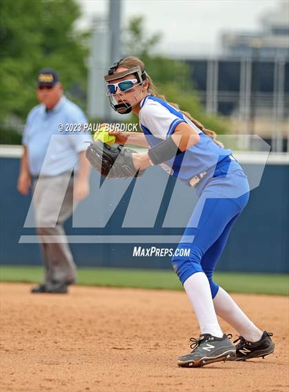 Thumbnail 3 in Tri-Valley vs. Union Area (PIAA 1A Championship) photogallery.