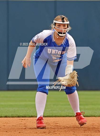 Thumbnail 1 in Tri-Valley vs. Union Area (PIAA 1A Championship) photogallery.