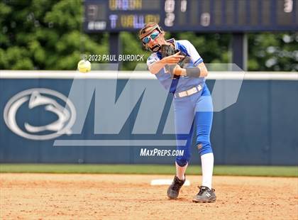 Thumbnail 1 in Tri-Valley vs. Union Area (PIAA 1A Championship) photogallery.