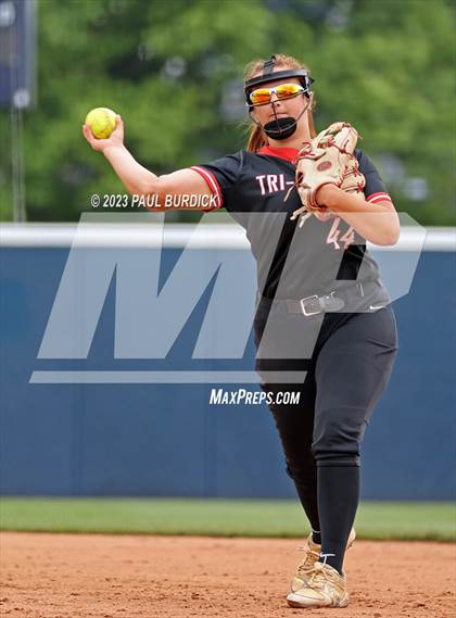 Thumbnail 1 in Tri-Valley vs. Union Area (PIAA 1A Championship) photogallery.
