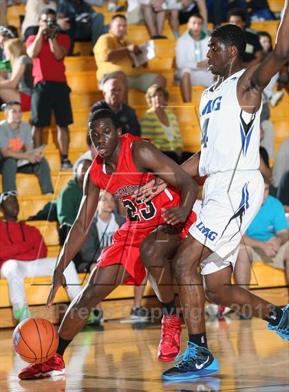 Thumbnail 2 in Sagemont vs. IMG Academy (City of Palms Classic) photogallery.