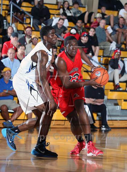 Thumbnail 1 in Sagemont vs. IMG Academy (City of Palms Classic) photogallery.