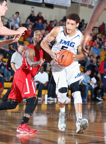 Thumbnail 3 in Sagemont vs. IMG Academy (City of Palms Classic) photogallery.