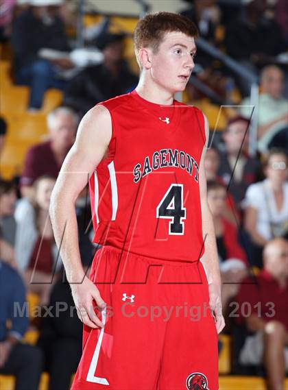 Thumbnail 2 in Sagemont vs. IMG Academy (City of Palms Classic) photogallery.