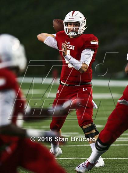 Thumbnail 1 in La Mirada vs Orange Lutheran photogallery.