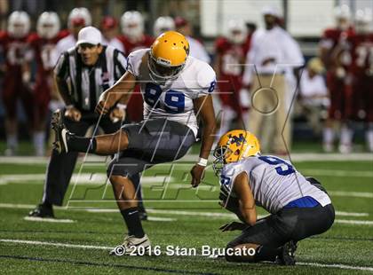 Thumbnail 1 in La Mirada vs Orange Lutheran photogallery.