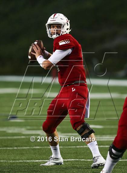 Thumbnail 2 in La Mirada vs Orange Lutheran photogallery.