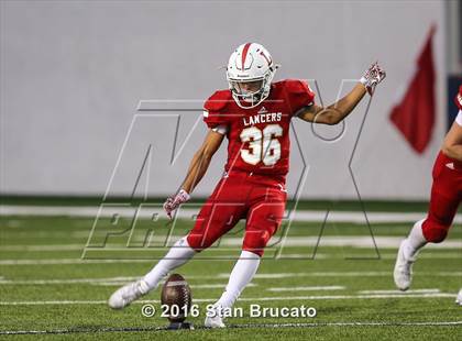Thumbnail 1 in La Mirada vs Orange Lutheran photogallery.