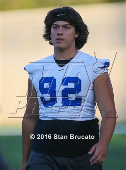 Thumbnail 3 in La Mirada vs Orange Lutheran photogallery.