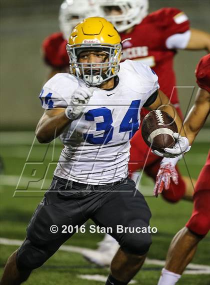 Thumbnail 1 in La Mirada vs Orange Lutheran photogallery.