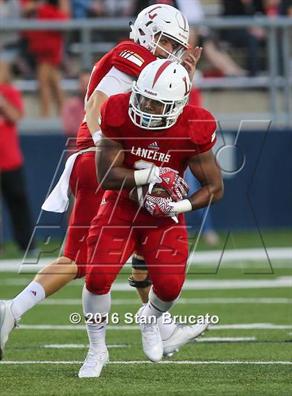 Thumbnail 2 in La Mirada vs Orange Lutheran photogallery.