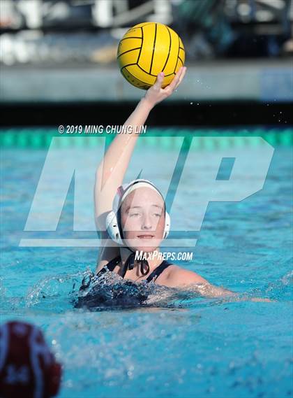 Thumbnail 2 in Corona del Mar vs. Orange Lutheran (Bill Barnett Holiday Cup) photogallery.