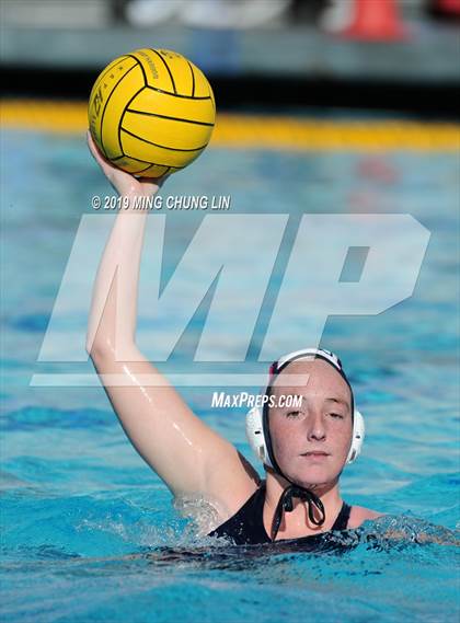 Thumbnail 3 in Corona del Mar vs. Orange Lutheran (Bill Barnett Holiday Cup) photogallery.