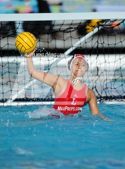 Thumbnail 2 in Corona del Mar vs. Orange Lutheran (Bill Barnett Holiday Cup) photogallery.