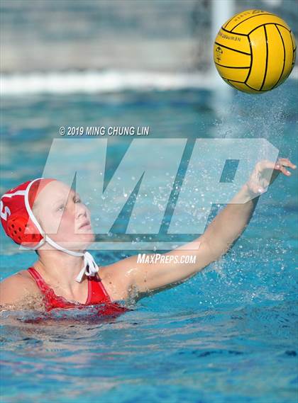 Thumbnail 3 in Corona del Mar vs. Orange Lutheran (Bill Barnett Holiday Cup) photogallery.