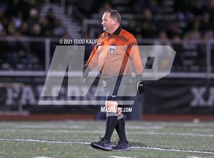 Thumbnail 1 in Ledyard vs. Ellington (CIAC Class M Semifinal) photogallery.