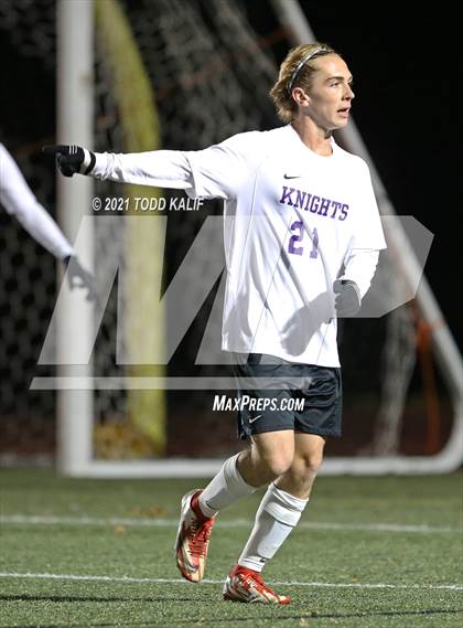 Thumbnail 1 in Ledyard vs. Ellington (CIAC Class M Semifinal) photogallery.